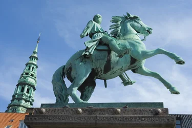 Reiterstatue von Bischof Absalon (1128-1201) 1902 (Bronze)